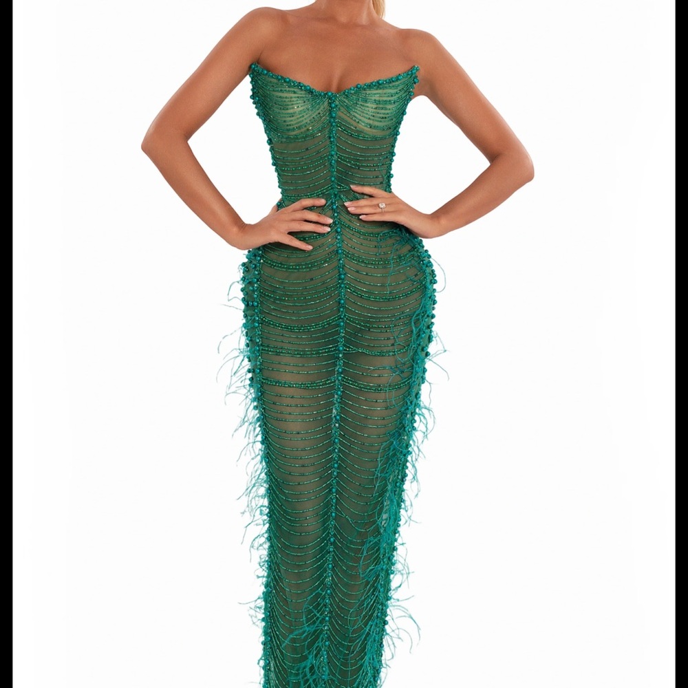 ALBINA DYLA Elegant Green Strapless Dress